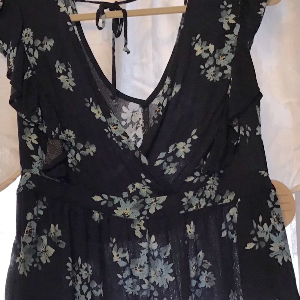 Sleeveless top